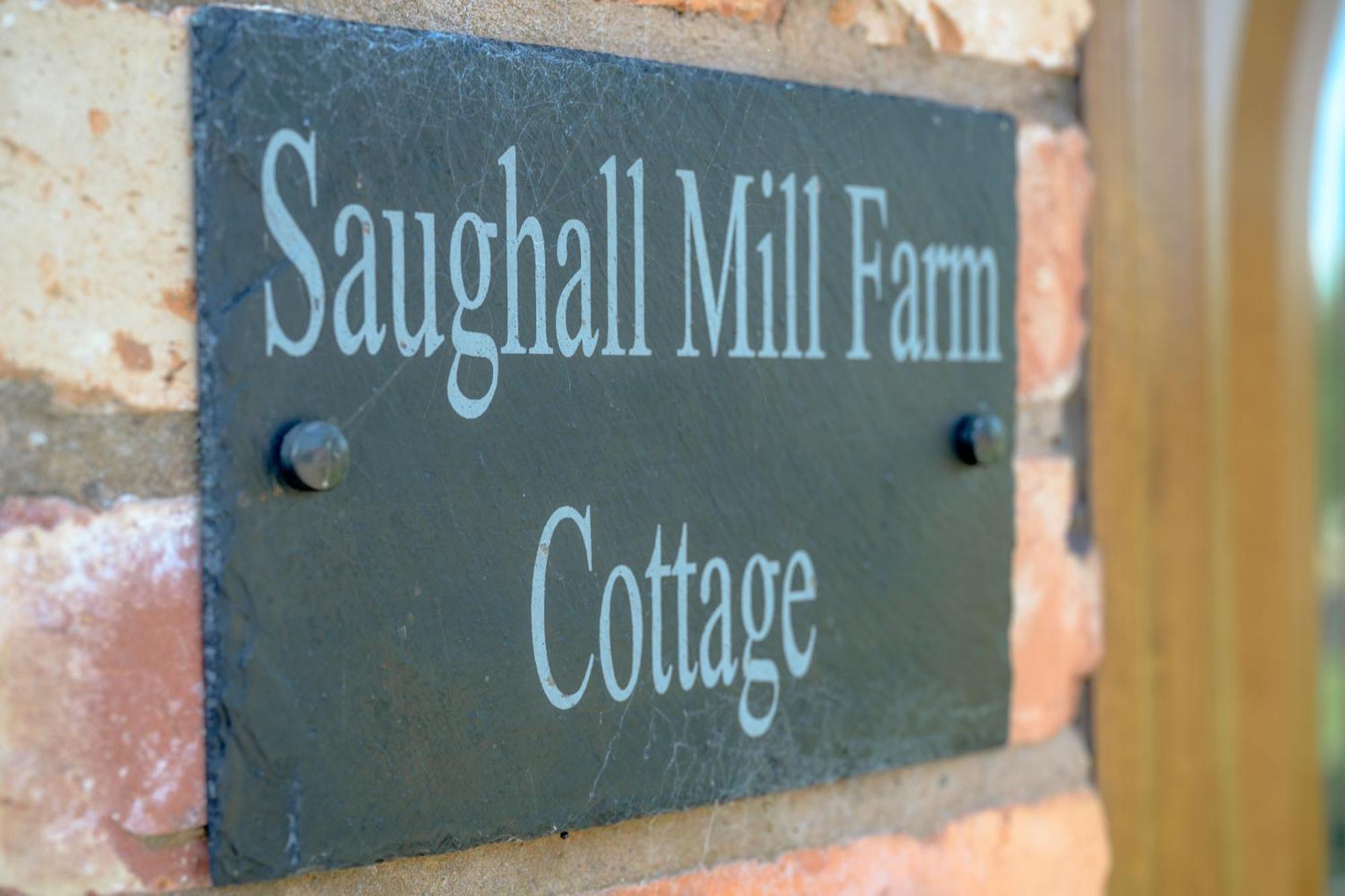 Saughall Mill Farm Cottage 체스터 외부 사진