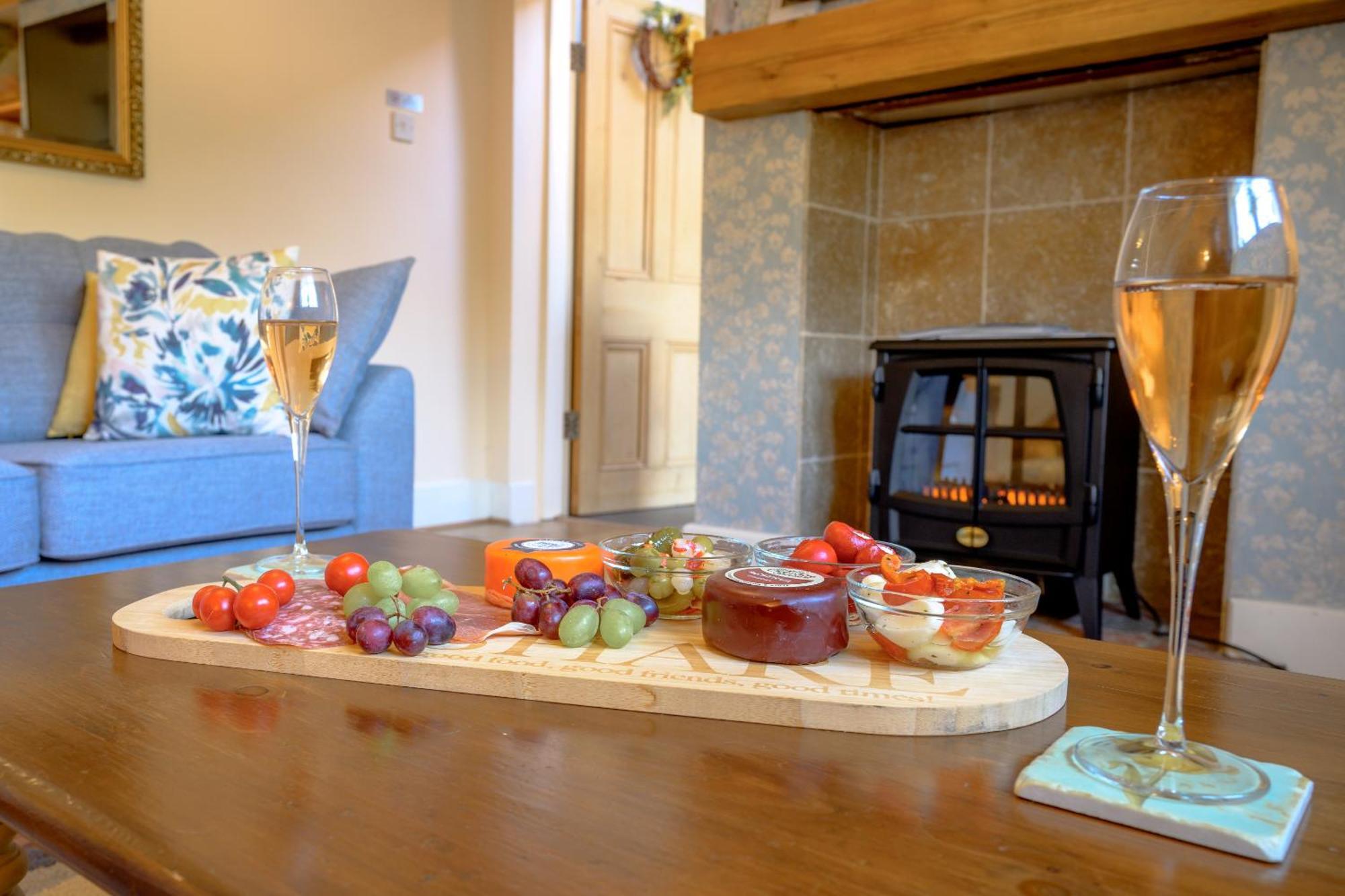 Saughall Mill Farm Cottage 체스터 외부 사진